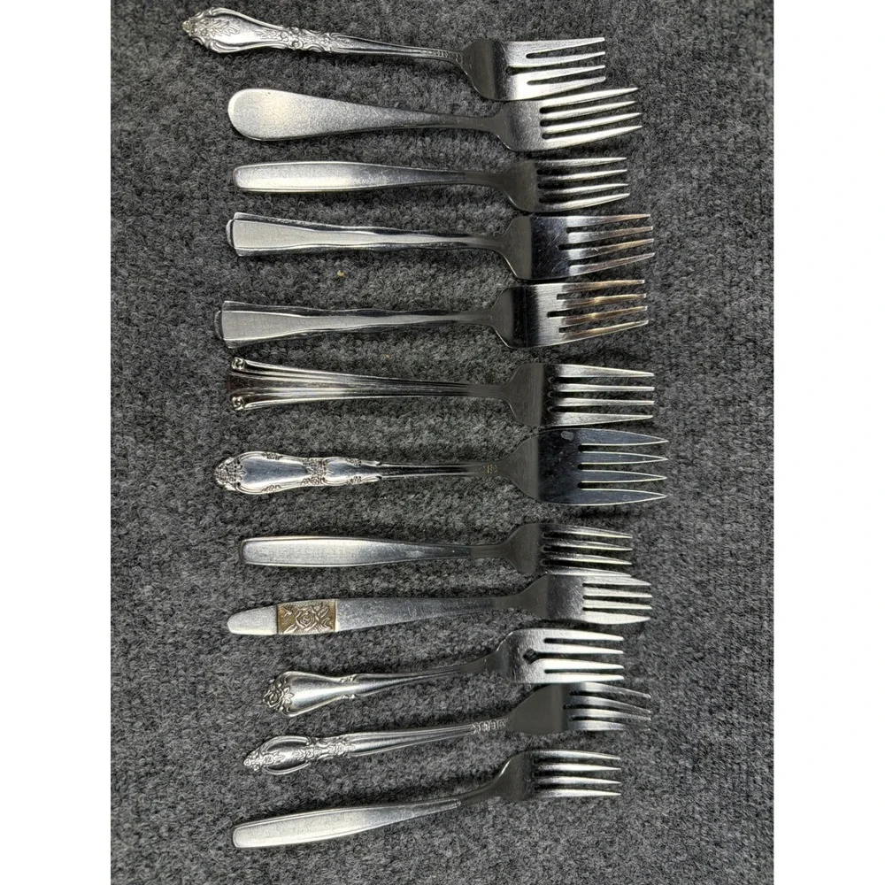 Mixed Lot 12 Stainless Steel Forks Mismatched Flatware Dinner Salad‎ Silverware